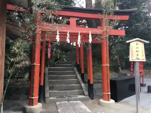 鶴岡八幡宮の鳥居