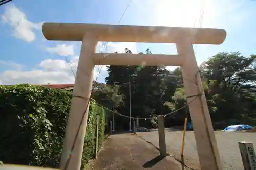 松谷神社の鳥居