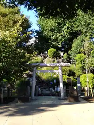 鳩森八幡神社の鳥居