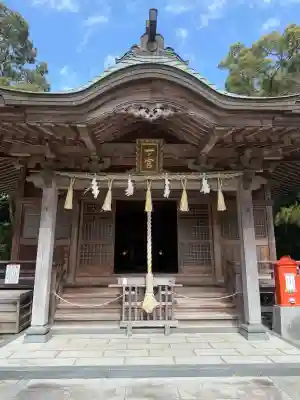 鏡神社の{uncategorized: "未分類", other: "その他", undefined: "問題あり", building: "その他建物", grave: "お墓", sacred_gate: "鳥居", guardian: "狛犬", statue: "像", buddha: "仏像", history: "歴史", nature: "自然", garden: "庭園", animal: "動物", pagoda: "塔", temizu: "手水舎", mountain_gate: "山門・神門", sanctuary: "本殿・本堂", subordinate: "末社・摂社", art: "芸術", scenery: "景色", jizo: "地蔵", ema: "絵馬", goshuin: "御朱印", omikuji: "おみくじ", items: "授与品その他", amulet: "お守り", goshuincho: "御朱印帳", eats: "食事", festival: "お祭り", votive_dance: "神楽", shichigosan: "七五三参", wedding: "結婚式", experience: "体験その他", initially: "初詣", around: "周辺", anti_infection: "感染症対策"}