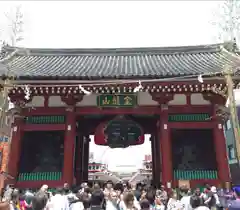 浅草神社の周辺