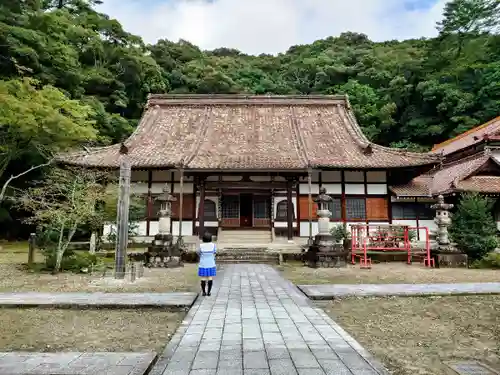 雲興寺の本殿