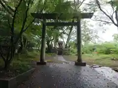 神明社の鳥居