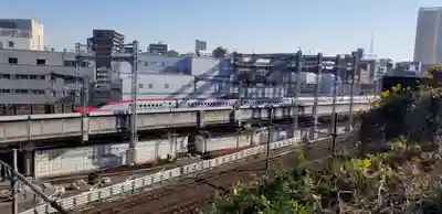 向陵稲荷神社の周辺