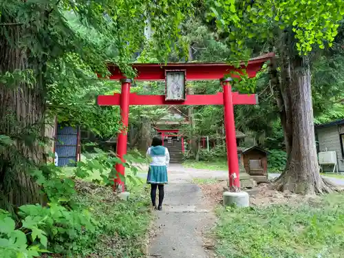 羽黒神社の鳥居