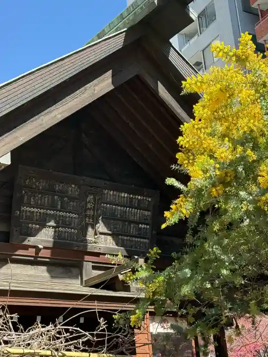 蔵前神社の{uncategorized: "未分類", other: "その他", undefined: "問題あり", building: "その他建物", grave: "お墓", sacred_gate: "鳥居", guardian: "狛犬", statue: "像", buddha: "仏像", history: "歴史", nature: "自然", garden: "庭園", animal: "動物", pagoda: "塔", temizu: "手水舎", mountain_gate: "山門・神門", sanctuary: "本殿・本堂", subordinate: "末社・摂社", art: "芸術", scenery: "景色", jizo: "地蔵", ema: "絵馬", goshuin: "御朱印", omikuji: "おみくじ", items: "授与品その他", amulet: "お守り", goshuincho: "御朱印帳", eats: "食事", festival: "お祭り", votive_dance: "神楽", shichigosan: "七五三参", wedding: "結婚式", experience: "体験その他", initially: "初詣", around: "周辺", anti_infection: "感染症対策"}