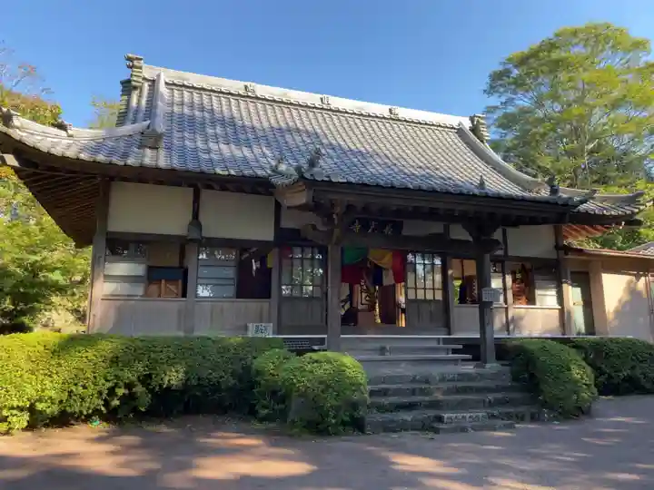長光寺の本殿・本堂