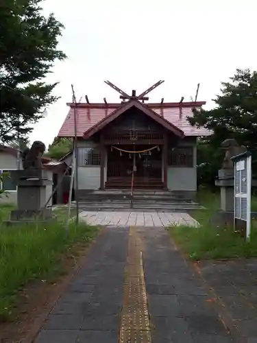 三川神社の本殿