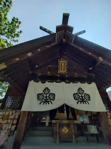 札幌諏訪神社の本殿・本堂