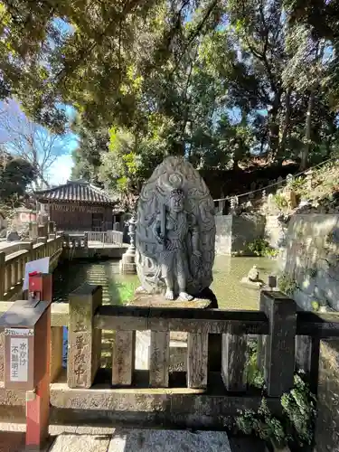 瀧泉寺（目黒不動尊）の像