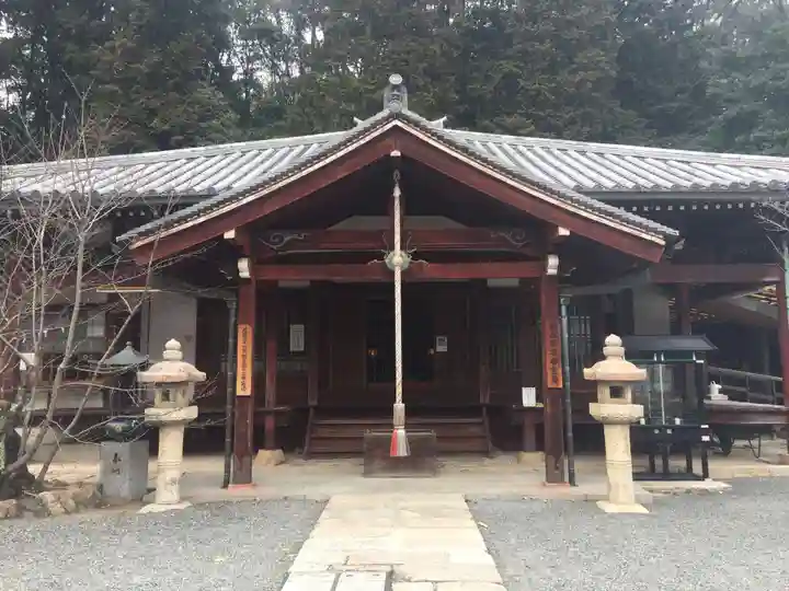 安岡寺の本殿・本堂