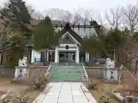 霧多布神社の{uncategorized: "未分類", other: "その他", undefined: "問題あり", building: "その他建物", grave: "お墓", sacred_gate: "鳥居", guardian: "狛犬", statue: "像", buddha: "仏像", history: "歴史", nature: "自然", garden: "庭園", animal: "動物", pagoda: "塔", temizu: "手水舎", mountain_gate: "山門・神門", sanctuary: "本殿・本堂", subordinate: "末社・摂社", art: "芸術", scenery: "景色", jizo: "地蔵", ema: "絵馬", goshuin: "御朱印", omikuji: "おみくじ", items: "授与品その他", amulet: "お守り", goshuincho: "御朱印帳", eats: "食事", festival: "お祭り", votive_dance: "神楽", shichigosan: "七五三参", wedding: "結婚式", experience: "体験その他", initially: "初詣", around: "周辺", anti_infection: "感染症対策"}
