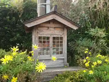 祠の末社・摂社
