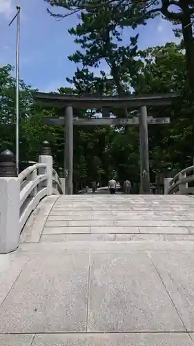 寒川神社の鳥居