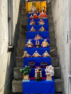 宇佐八幡宮の{uncategorized: "未分類", other: "その他", undefined: "問題あり", building: "その他建物", grave: "お墓", sacred_gate: "鳥居", guardian: "狛犬", statue: "像", buddha: "仏像", history: "歴史", nature: "自然", garden: "庭園", animal: "動物", pagoda: "塔", temizu: "手水舎", mountain_gate: "山門・神門", sanctuary: "本殿・本堂", subordinate: "末社・摂社", art: "芸術", scenery: "景色", jizo: "地蔵", ema: "絵馬", goshuin: "御朱印", omikuji: "おみくじ", items: "授与品その他", amulet: "お守り", goshuincho: "御朱印帳", eats: "食事", festival: "お祭り", votive_dance: "神楽", shichigosan: "七五三参", wedding: "結婚式", experience: "体験その他", initially: "初詣", around: "周辺", anti_infection: "感染症対策"}