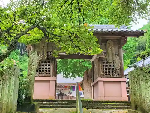 弘誓寺の山門・神門