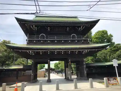 川崎大師（平間寺）の山門・神門