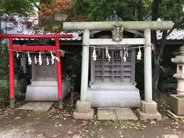 産千代稲荷神社の末社・摂社