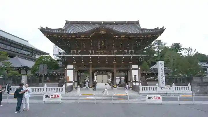 成田山新勝寺の山門・神門