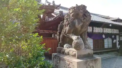 元祇園梛神社・隼神社の狛犬