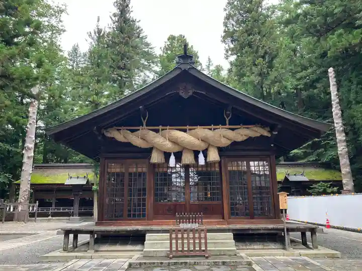 諏訪大社下社春宮(長野県)