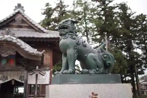 鬼鎮神社の狛犬