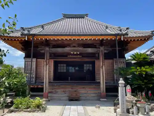 妙楽寺の本殿・本堂