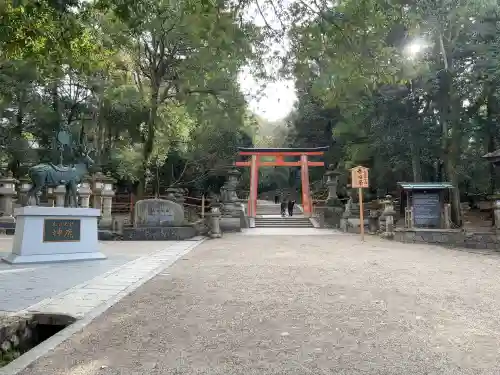春日大社の{uncategorized: "未分類", other: "その他", undefined: "問題あり", building: "その他建物", grave: "お墓", sacred_gate: "鳥居", guardian: "狛犬", statue: "像", buddha: "仏像", history: "歴史", nature: "自然", garden: "庭園", animal: "動物", pagoda: "塔", temizu: "手水舎", mountain_gate: "山門・神門", sanctuary: "本殿・本堂", subordinate: "末社・摂社", art: "芸術", scenery: "景色", jizo: "地蔵", ema: "絵馬", goshuin: "御朱印", omikuji: "おみくじ", items: "授与品その他", amulet: "お守り", goshuincho: "御朱印帳", eats: "食事", festival: "お祭り", votive_dance: "神楽", shichigosan: "七五三参", wedding: "結婚式", experience: "体験その他", initially: "初詣", around: "周辺", anti_infection: "感染症対策"}