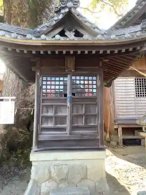 関川社（赤坂町）の末社・摂社