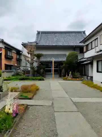 西光寺の本殿・本堂