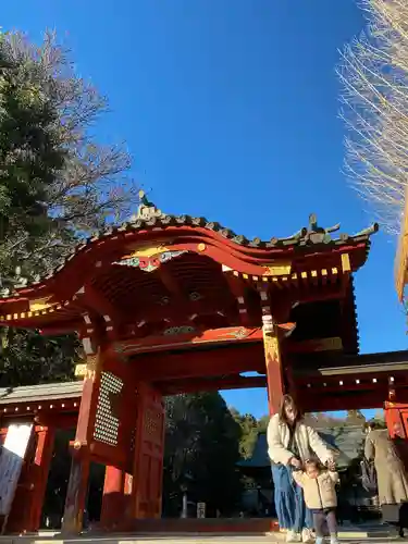 秩父神社の山門・神門