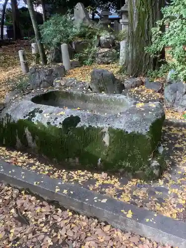 闇之森八幡社の手水舎