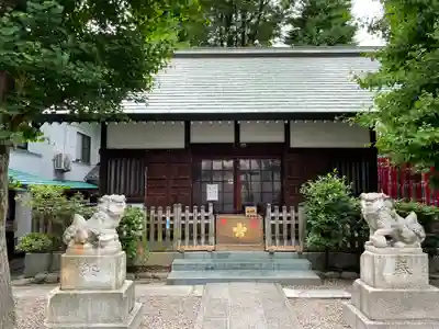 諏訪神社の本殿・本堂