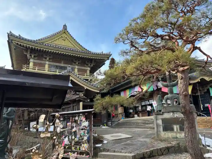 善光寺大勧進の{uncategorized: "未分類", other: "その他", undefined: "問題あり", building: "その他建物", grave: "お墓", sacred_gate: "鳥居", guardian: "狛犬", statue: "像", buddha: "仏像", history: "歴史", nature: "自然", garden: "庭園", animal: "動物", pagoda: "塔", temizu: "手水舎", mountain_gate: "山門・神門", sanctuary: "本殿・本堂", subordinate: "末社・摂社", art: "芸術", scenery: "景色", jizo: "地蔵", ema: "絵馬", goshuin: "御朱印", omikuji: "おみくじ", items: "授与品その他", amulet: "お守り", goshuincho: "御朱印帳", eats: "食事", festival: "お祭り", votive_dance: "神楽", shichigosan: "七五三参", wedding: "結婚式", experience: "体験その他", initially: "初詣", around: "周辺", anti_infection: "感染症対策"}