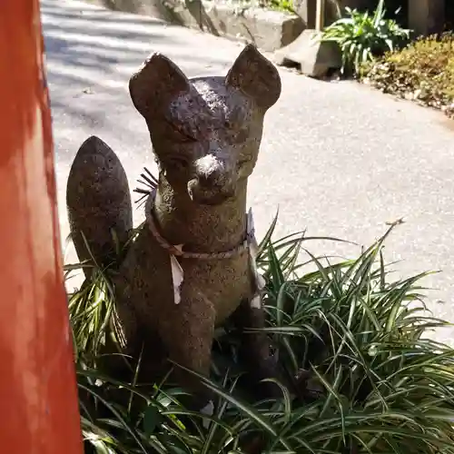 産湯稲荷神社の狛犬