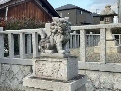 天王神社の{uncategorized: "未分類", other: "その他", undefined: "問題あり", building: "その他建物", grave: "お墓", sacred_gate: "鳥居", guardian: "狛犬", statue: "像", buddha: "仏像", history: "歴史", nature: "自然", garden: "庭園", animal: "動物", pagoda: "塔", temizu: "手水舎", mountain_gate: "山門・神門", sanctuary: "本殿・本堂", subordinate: "末社・摂社", art: "芸術", scenery: "景色", jizo: "地蔵", ema: "絵馬", goshuin: "御朱印", omikuji: "おみくじ", items: "授与品その他", amulet: "お守り", goshuincho: "御朱印帳", eats: "食事", festival: "お祭り", votive_dance: "神楽", shichigosan: "七五三参", wedding: "結婚式", experience: "体験その他", initially: "初詣", around: "周辺", anti_infection: "感染症対策"}