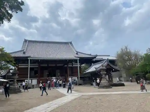 一心寺の本殿・本堂