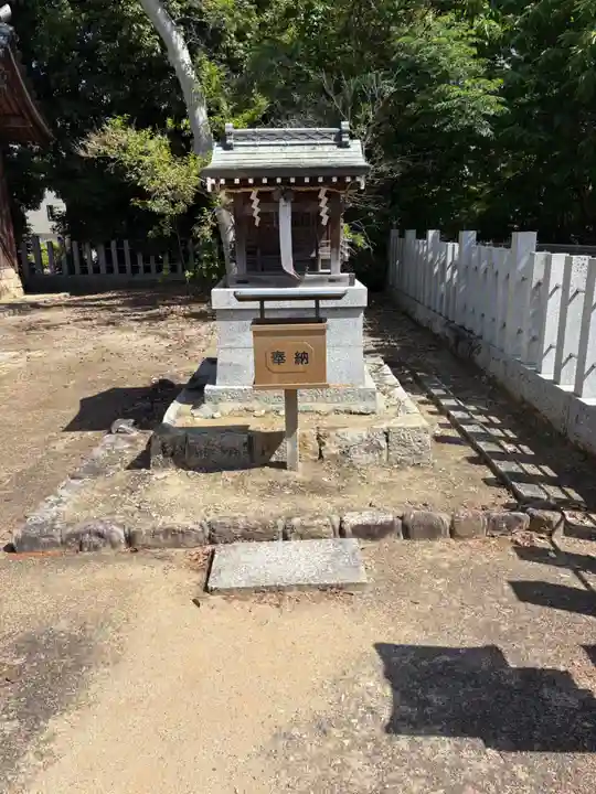 東野春日神社の末社・摂社