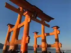 厳島神社の鳥居