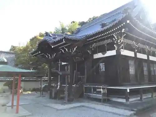 香西寺の本殿・本堂