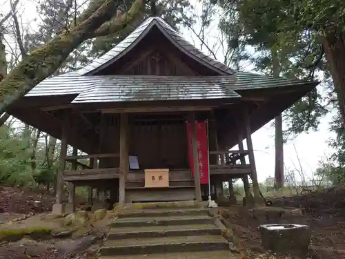 青海神社の末社