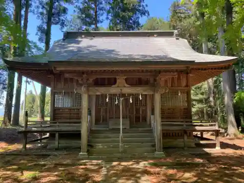 実取温泉神社の本殿・本堂