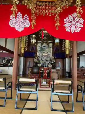 覚天寺の{uncategorized: "未分類", other: "その他", undefined: "問題あり", building: "その他建物", grave: "お墓", sacred_gate: "鳥居", guardian: "狛犬", statue: "像", buddha: "仏像", history: "歴史", nature: "自然", garden: "庭園", animal: "動物", pagoda: "塔", temizu: "手水舎", mountain_gate: "山門・神門", sanctuary: "本殿・本堂", subordinate: "末社・摂社", art: "芸術", scenery: "景色", jizo: "地蔵", ema: "絵馬", goshuin: "御朱印", omikuji: "おみくじ", items: "授与品その他", amulet: "お守り", goshuincho: "御朱印帳", eats: "食事", festival: "お祭り", votive_dance: "神楽", shichigosan: "七五三参", wedding: "結婚式", experience: "体験その他", initially: "初詣", around: "周辺", anti_infection: "感染症対策"}