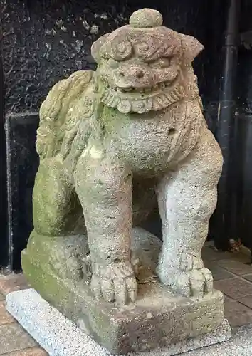 一六子育地蔵尊の狛犬