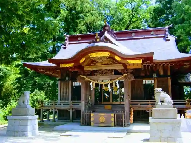 素鵞神社の本殿・本堂