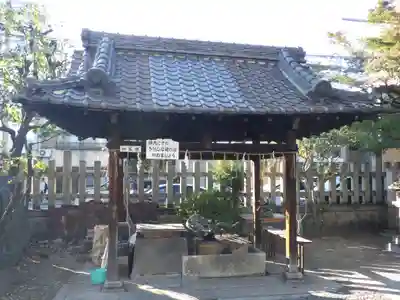満足稲荷神社の手水舎
