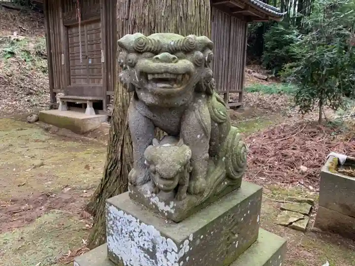 熊野神社の狛犬