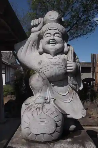 遠妙寺の像