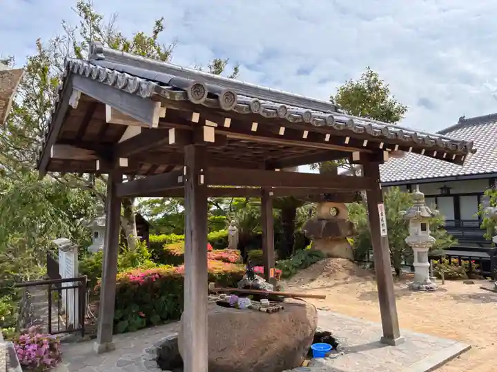 神咒寺の手水舎