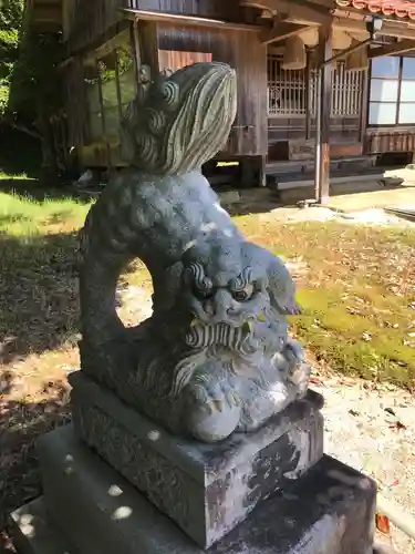 熊野神社の狛犬